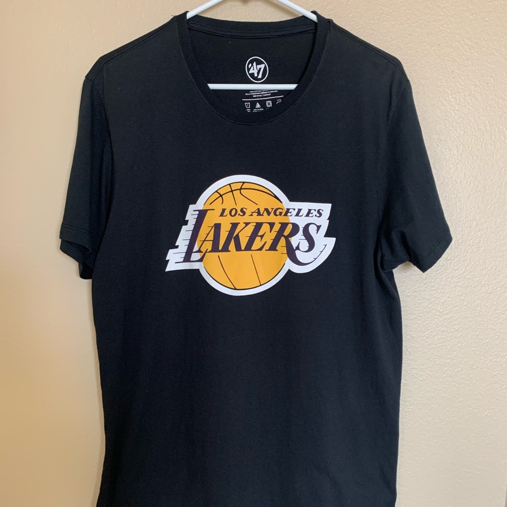 Men ‘47 LA Lakers Black Shirt Cotton Medium. Good Condition.